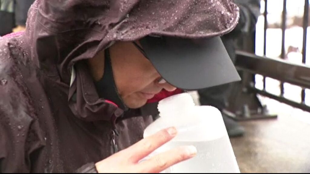 石川・白山市の手取川での油混入で再調査 また油のにおいを確認 県は混入の原因特定を進める（MRO北陸放送） - Yahoo!ニュース