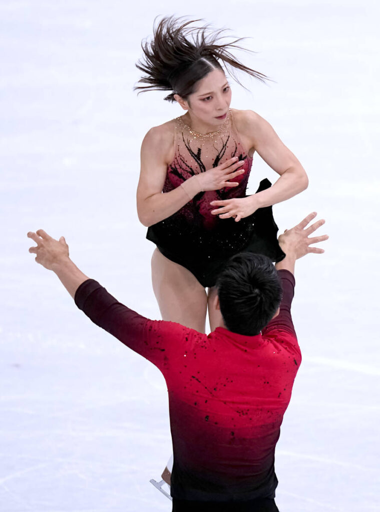 【五輪】「りくりゅう」は「逆転が可能な位置」 高橋成美さん期待 リフトミスはタイミングのわずかなズレ（スポーツ報知） - Yahoo!ニュース