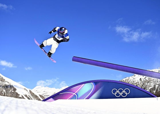 予選２回目で演技する長谷川帝勝（１５日）＝飯島啓太撮影