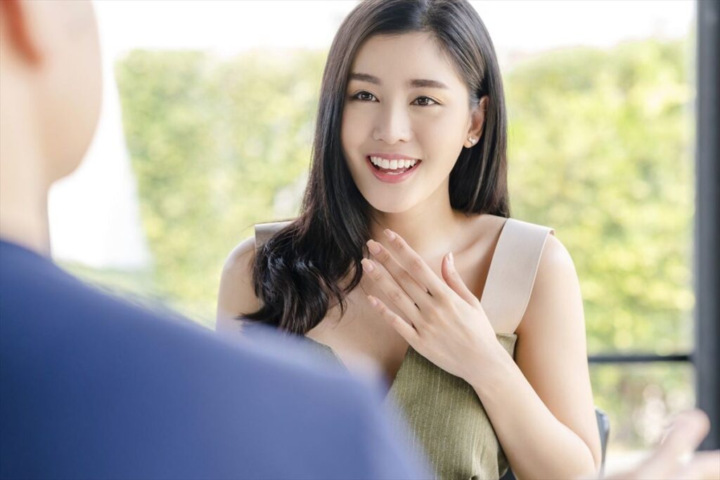 都道府県別「女子のかわいい方言」ランキング 3位「京都」2位「岐阜」…1位は? | オトナンサー 都道府県別「女子のかわいい方言」ランキング 3位「京都」2位「岐阜」…1位は? | オトナンサー