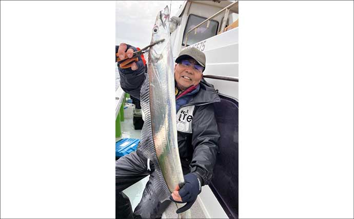 【沖釣り釣果速報】テンヤタチウオでドラゴン級ヒット！渋い中でも良型主体に土産確保（大分）