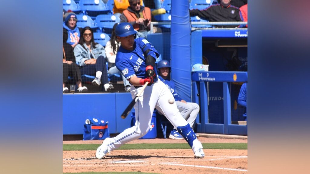 岡本和真、オープン戦初安打を豪快な先制２ランで飾る…相手はＷＢＣ米国代表の昨季１２勝右腕 - 読売新聞オンライン