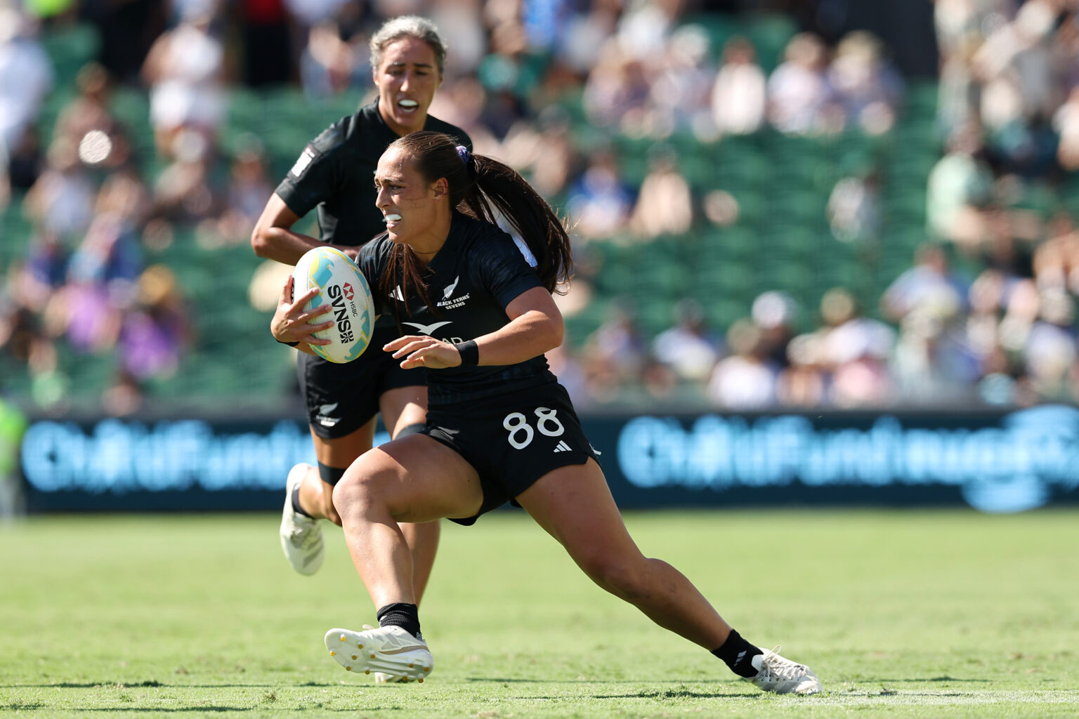 HSBC SVNS:ニュージーランド、オーストラリアを破りシンガポール大会優勝 リーグ王者としての貫録見せる HSBC SVNS:ニュージーランド、オーストラリアを破りシンガポール大会優勝 リーグ王者としての貫録見せる