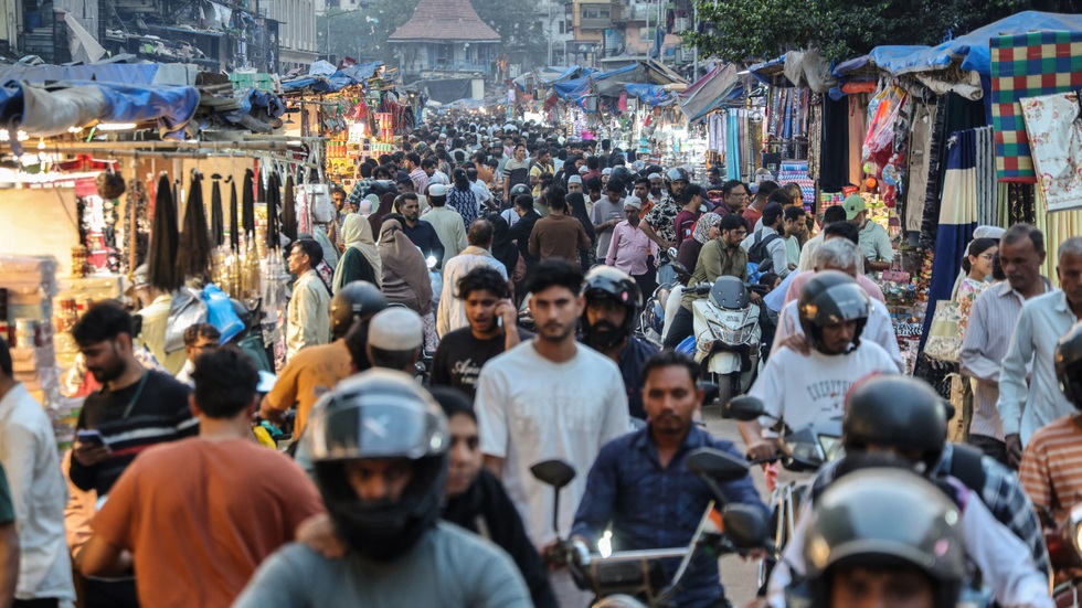 Giải mã kỳ tích kinh tế Ấn Độ: Vượt Nhật Bản, nhắm tới Top 3 thế giới - 2