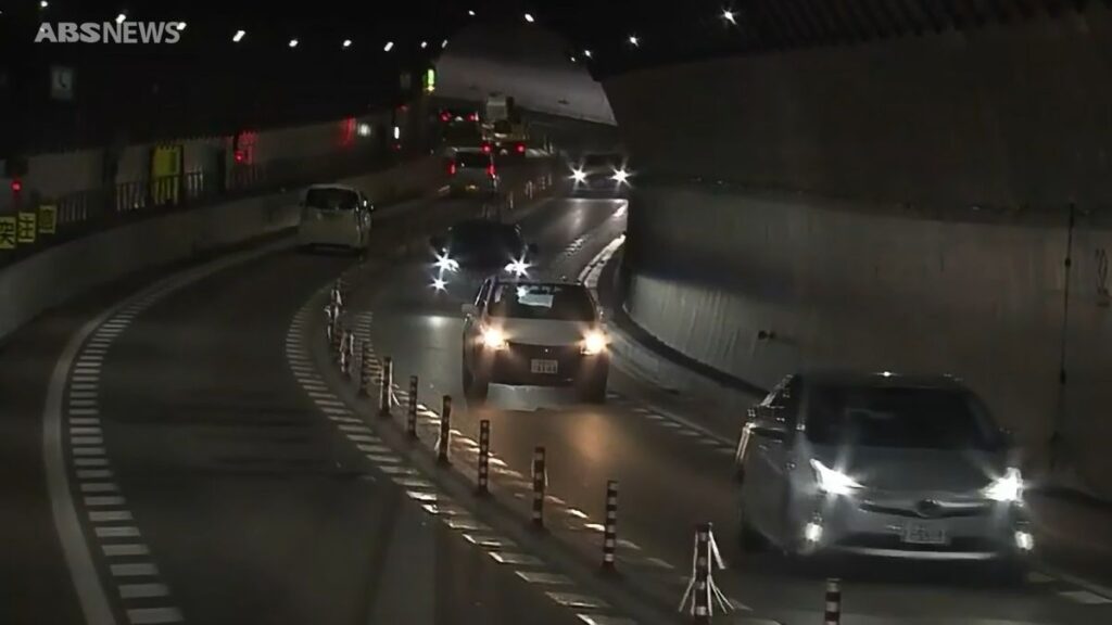 冠水対策工事のため 秋田中央道路トンネルが2日夜から通行規制 中通り方面への出口が終日通行止めになる期間も(2026年2月2日掲載)|ABS NEWS NNN 共有