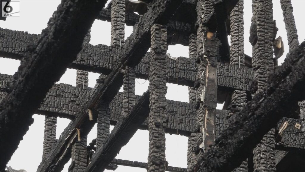 未明に住宅火災が相次ぐ　徳島と大阪で２人死亡