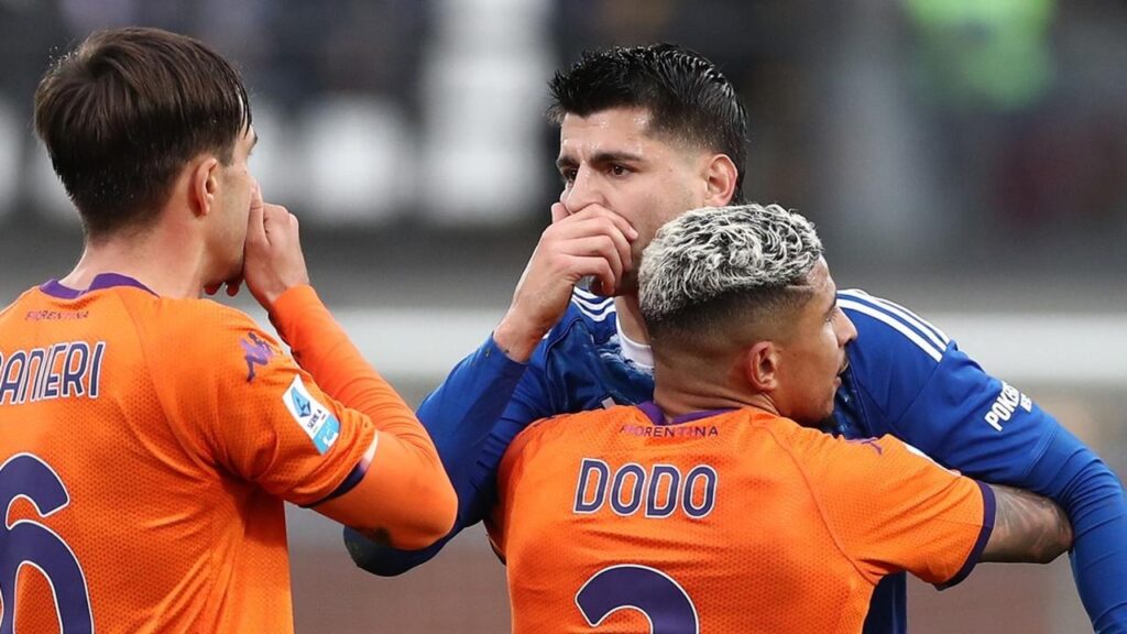 「挑発に耐えられないなら、別のスポーツをやれ」わずか1分間で報復退場のモラタ、セスク監督が激怒 - Qoly-Sports＆the Style