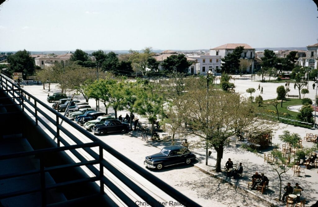 ラリッサ、1952 年