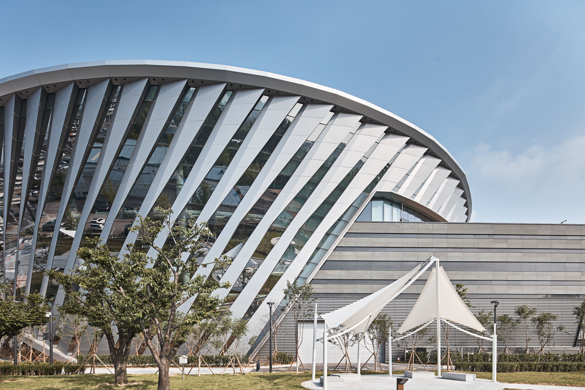 〈韓国国立航空博物館(National Aviation Museum of Korea)〉HAEAHN Architecture