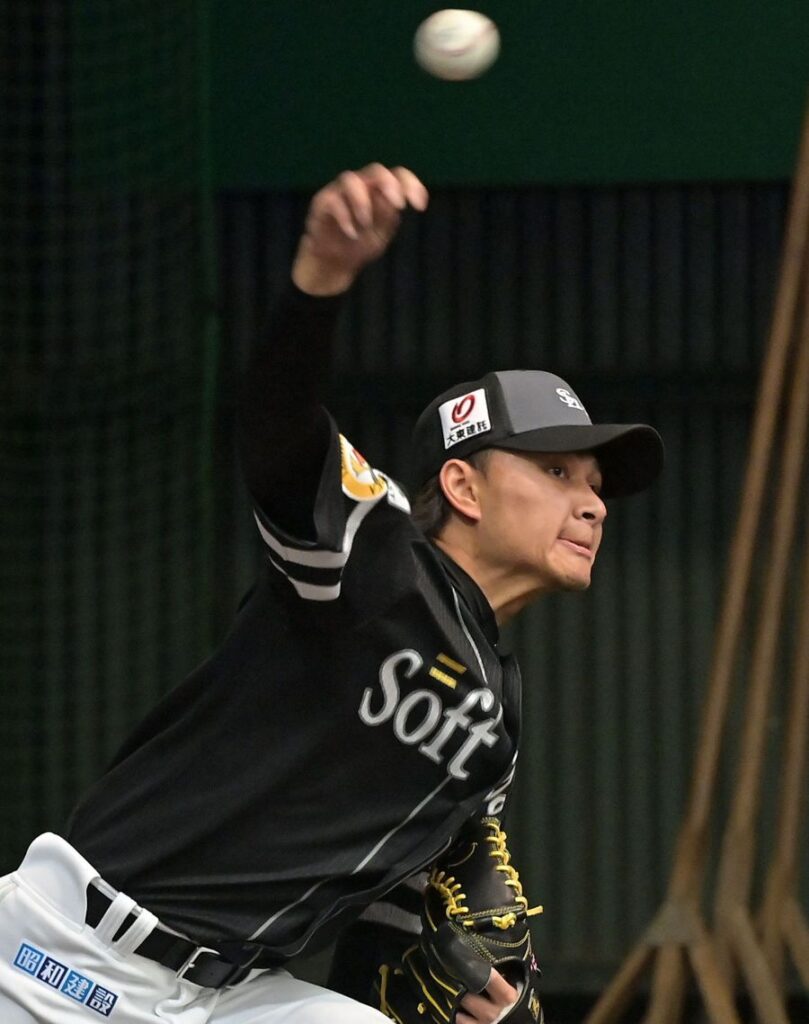 「バランスがいいね」 ソフトバンクの台湾出身右腕・徐若熙が初のブルペンで45球 小久保裕紀監督「きれいなフォーム」:「おっ!」でつながる地元密着のスポーツ応援メディア 西スポWEB OTTO! 「バランスがいいね」 ソフトバンクの台湾出身右腕・徐若熙が初のブルペンで45球 小久保裕紀監督「きれいなフォーム」:「おっ!」でつながる地元密着のスポーツ応援メディア 西スポWEB OTTO!