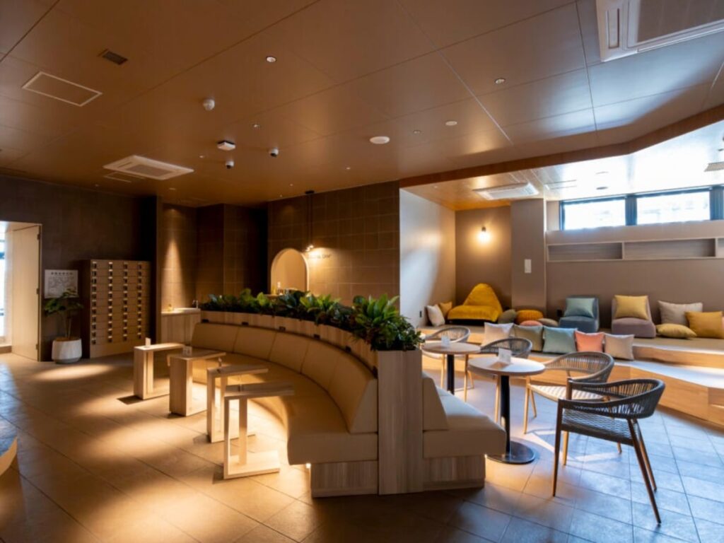 【茨城県の人気スーパー銭湯】「常総ONSEN＆SAUNA お湯むすび」は8種のサウナが楽しめるリゾート施設。自家源泉の天然温泉でリラックス - All About ニュース