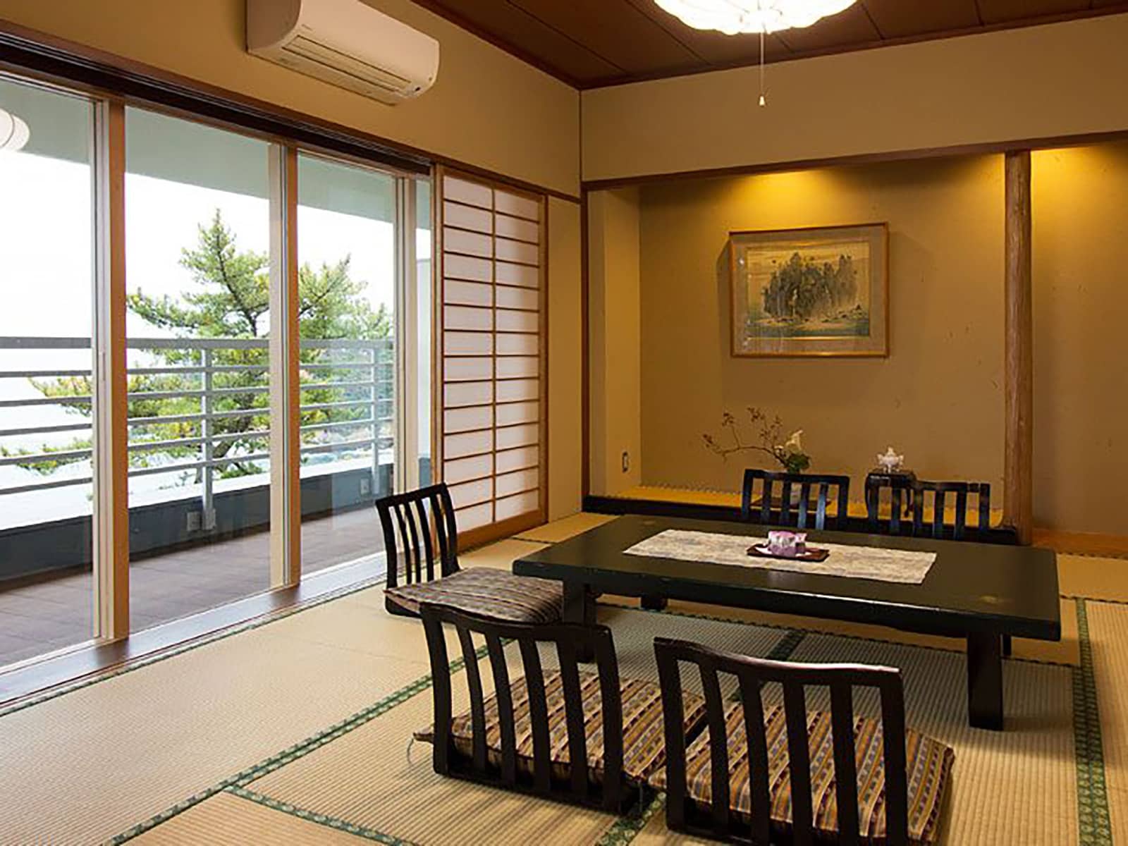 五浦観光ホテル本館／別館大観荘