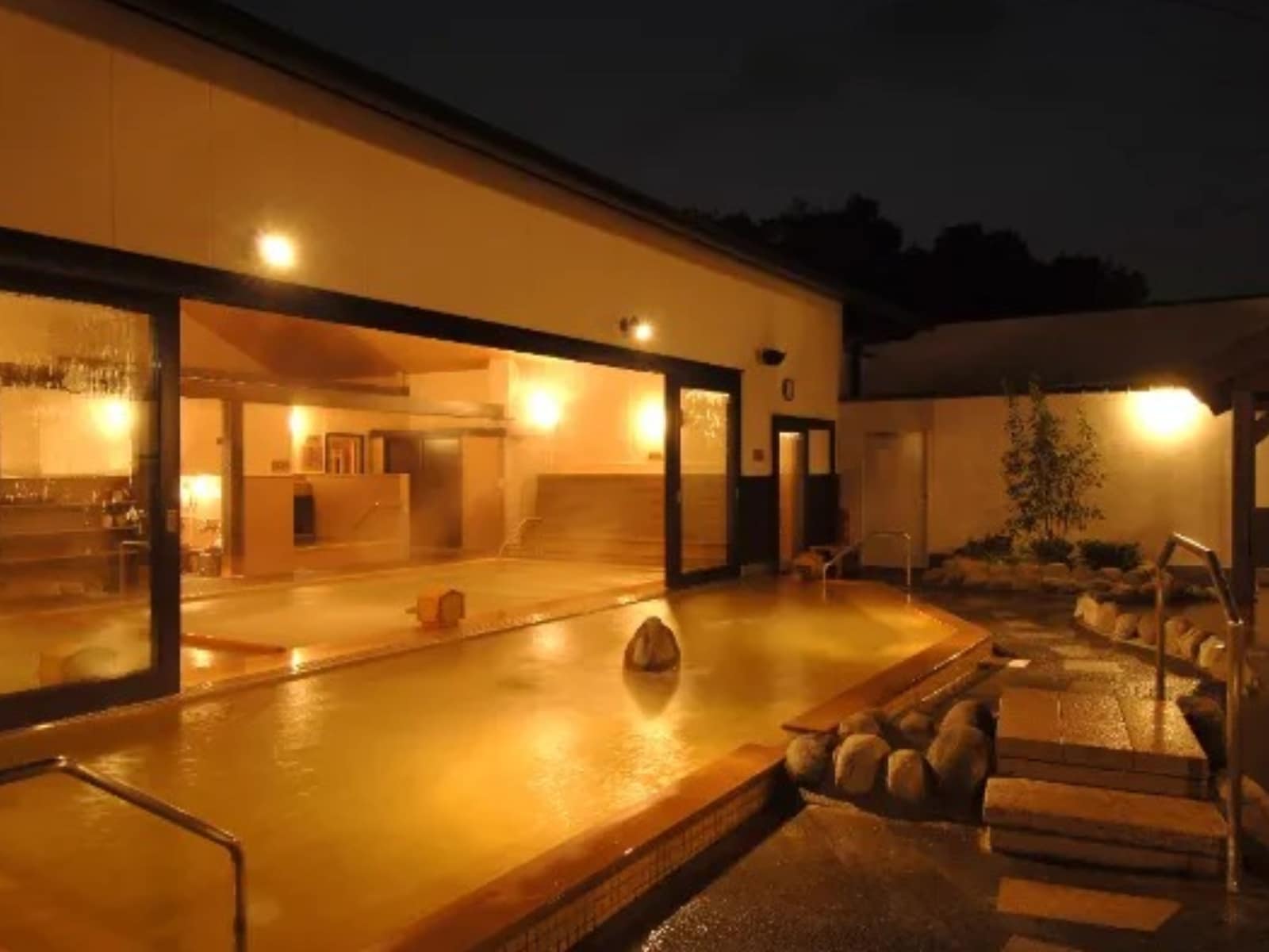 「天然温泉 湯庵」公式Webサイトより