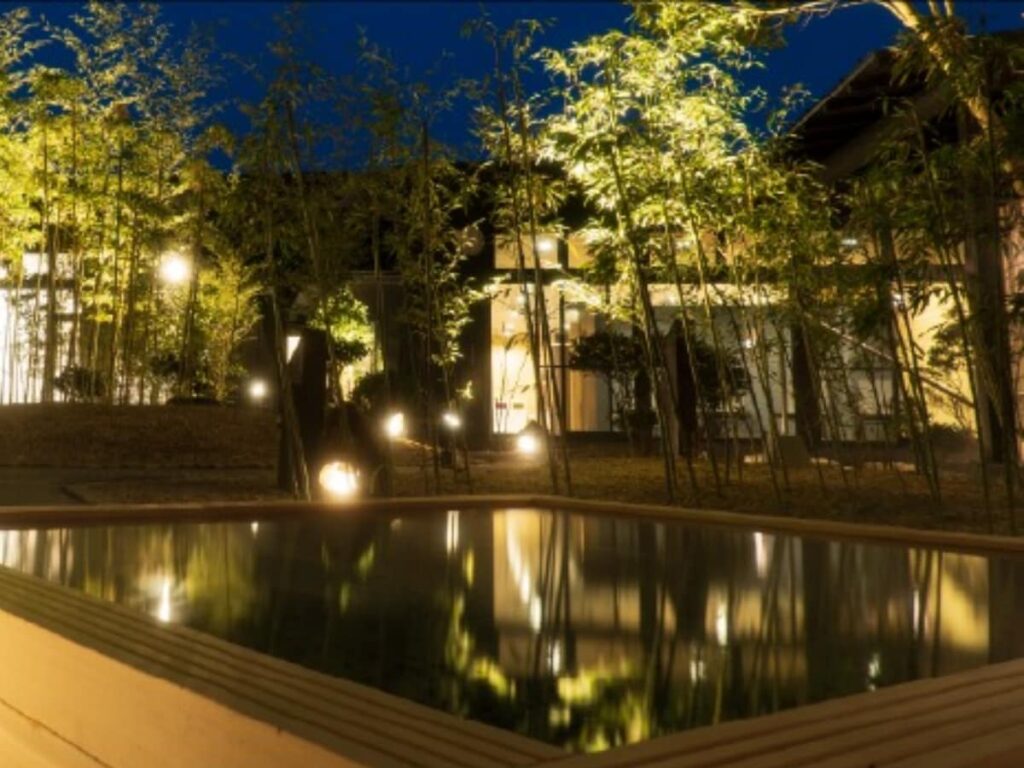 【兵庫県の人気スーパー銭湯】「有馬街道温泉 すずらんの湯」は四季の自然に囲まれた癒やし施設。神戸最大級の露天風呂でリラックス - All About ニュース