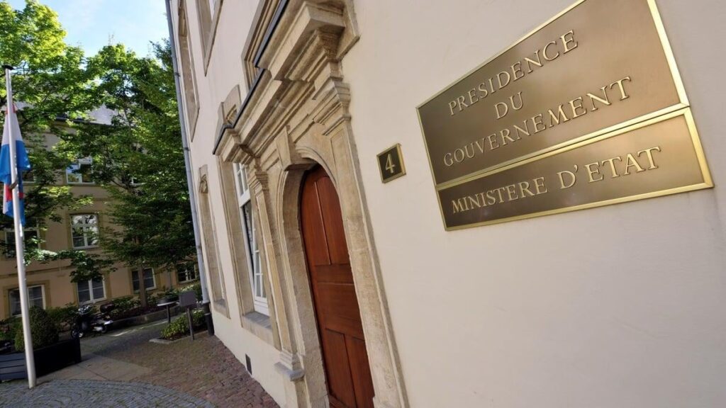 テクノロジー大手メタ、EUのAI法延期に先立ってルクセンブルク政府に働きかけ