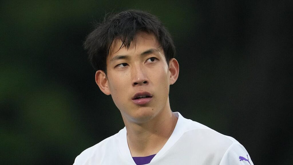 191cm26歳日本代表FW、3人目の日本人助っ人としてドイツ電撃移籍!「これまでいなかったタイプ」と期待 – Qoly-Sports&the Style 191cm26歳日本代表FW、3人目の日本人助っ人としてドイツ電撃移籍!「これまでいなかったタイプ」と期待 - Qoly-Sports&the Style