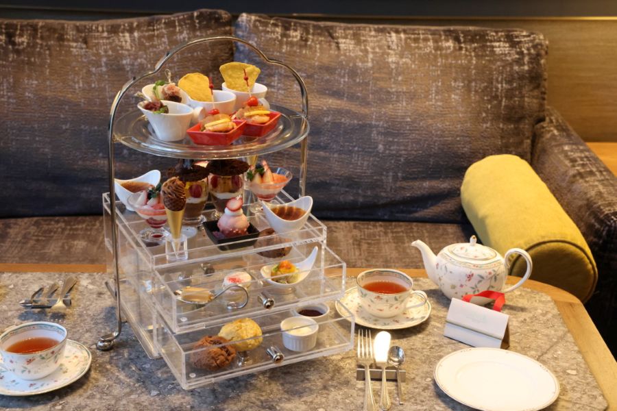 大阪で連日満席の人気企画再び！リンツチョコレートのスイーツで贅沢アフタヌーンティー[PR] | Lmaga.jp