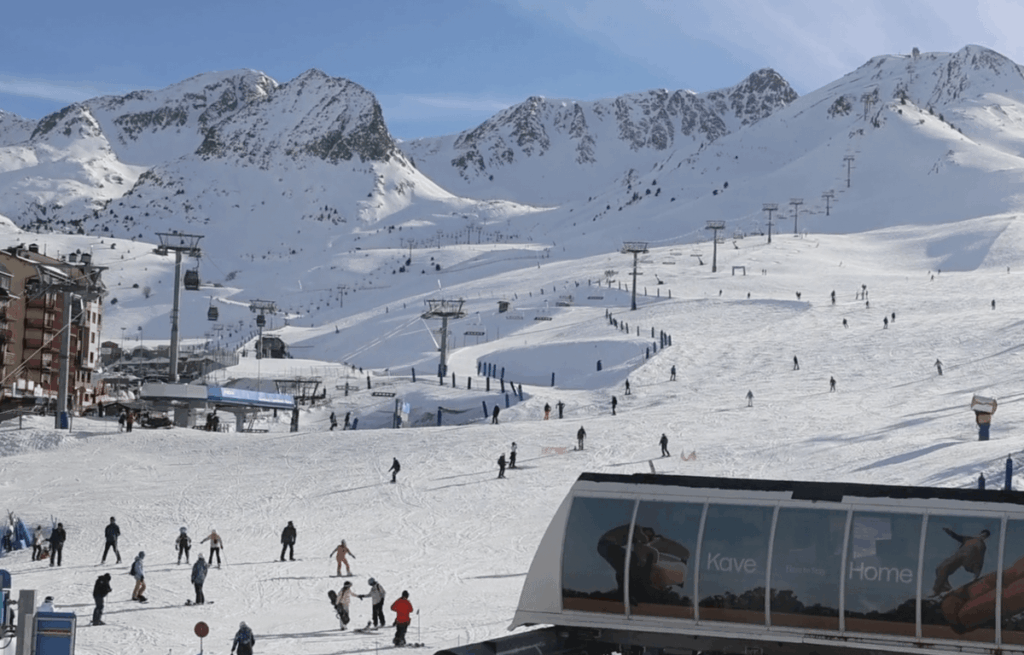 今日 - 2026 年 2 月 28 日にはさらに記事があります。私が見つけたすべての見出しは次のとおりです...