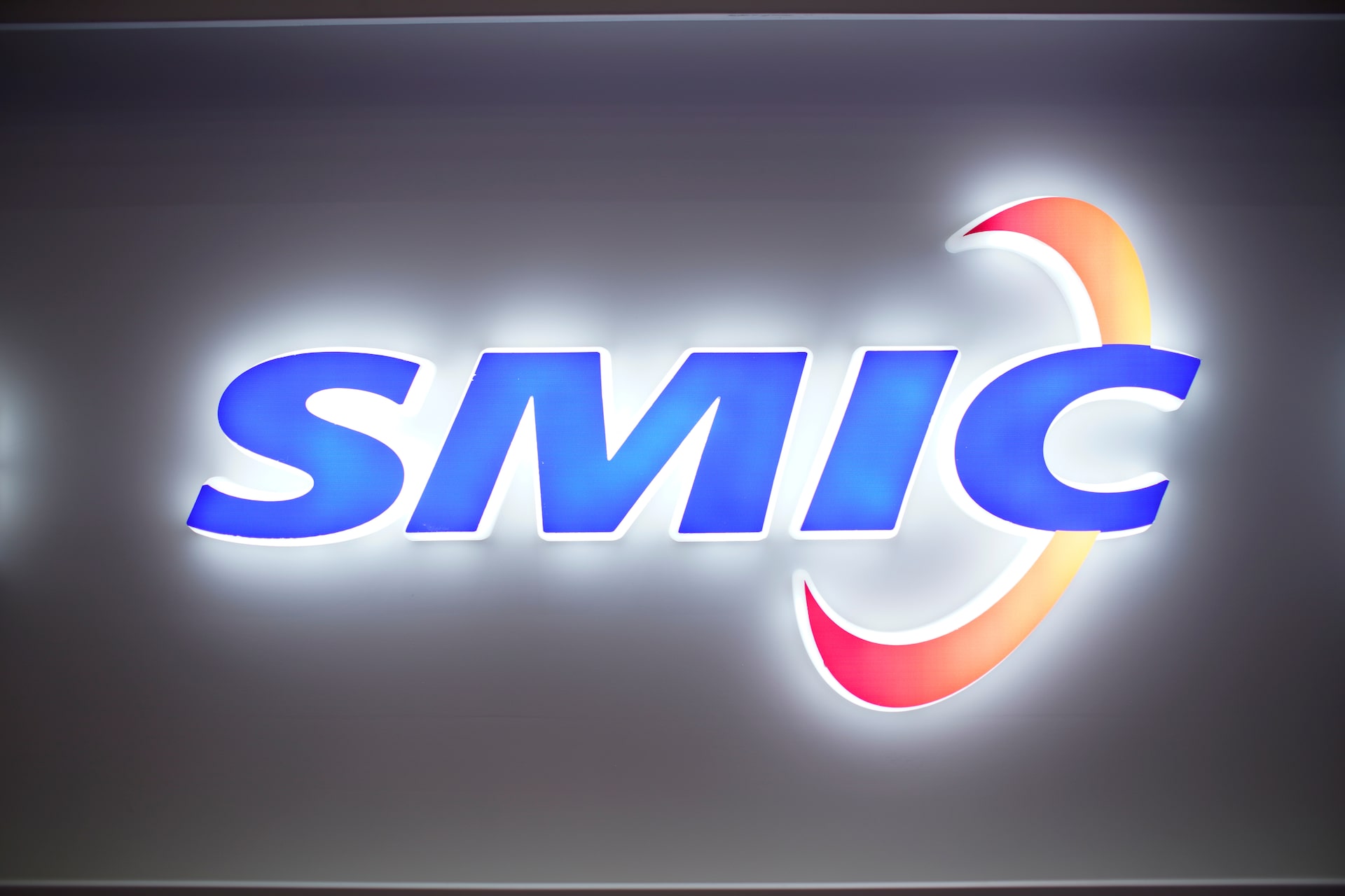 中国ＳＭＩＣ、ウエハー生産能力強化へ　利益率圧迫を警告