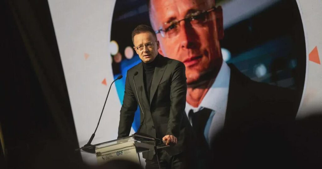 ペテル・シヤルトは嘘の大津波について語ります。公式記録を示します