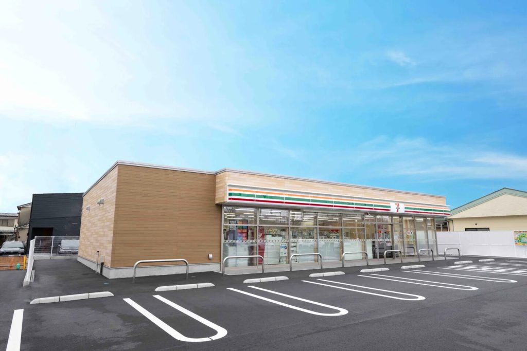 セブン‐イレブン、栃木県産木材100％の木造店舗「宇都宮新町1丁目店」をオープン　標準型店舗木造化の実証第1号に - エキサイトニュース