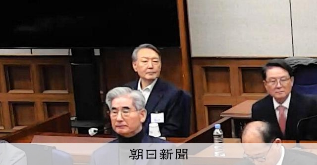 死刑回避の判決に与党反発　韓国、尹前大統領の非常戒厳巡り対立続く [韓国「非常戒厳」]：朝日新聞