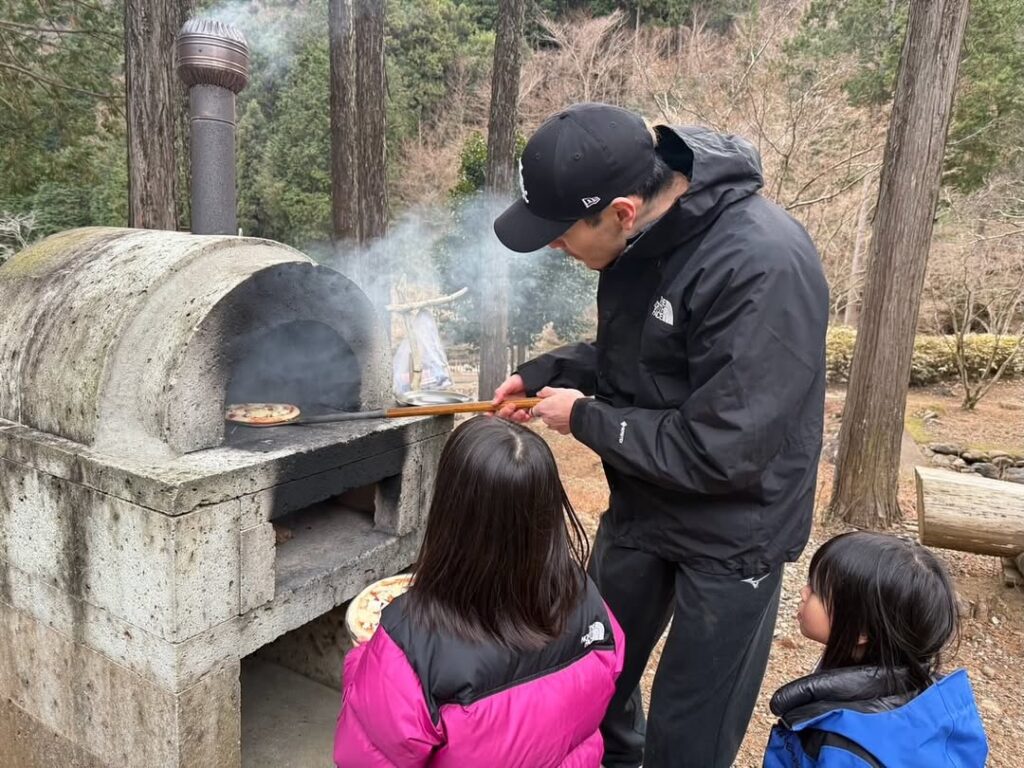 「初心者キャンパーでも安心」髙橋健太郎、桃沢の高規格キャンプを満喫 | 話題の投稿 | スポーツブル (スポブル)
