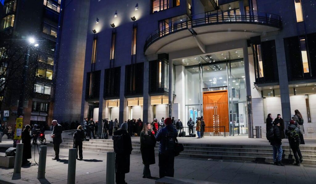 マリウス・ボルグ・ホイビ氏、睡眠強姦で無罪を主張