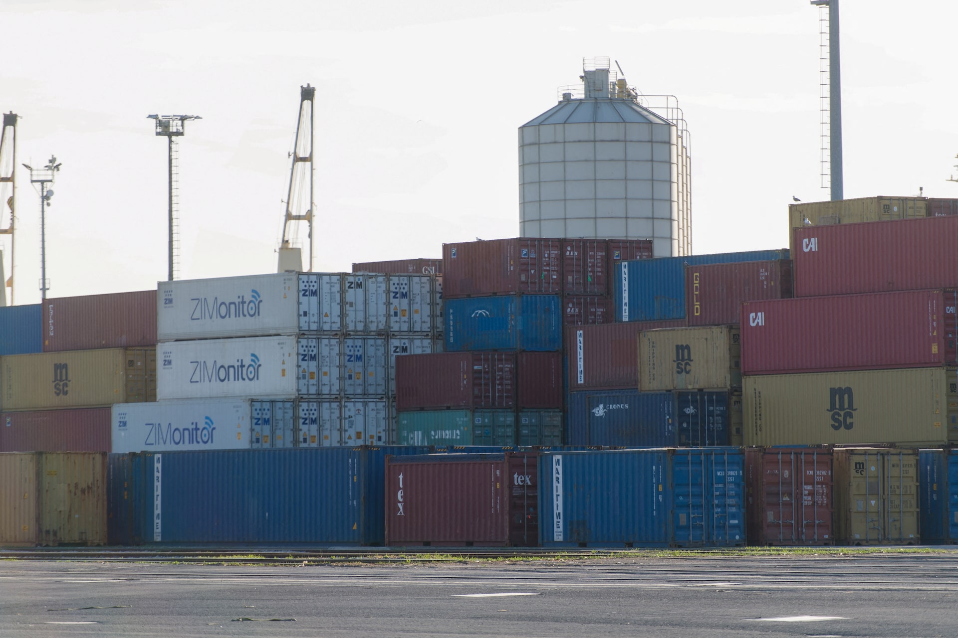 イタリア貿易黒字、12月は60億ユーロに拡大　対ＥＵ諸国は赤字