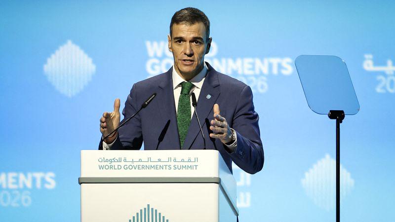 「私たちは彼らをデジタルの西部開拓時代から守ります。」別の国が16歳未満のソーシャルメディアを禁止する予定