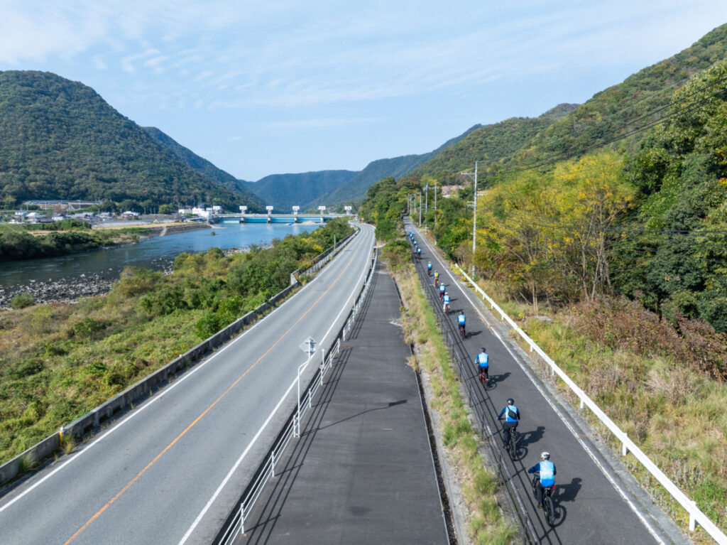 Setouchi Vélo協議会第4期会長に岡山県知事が就任、片鉄ロマン街道を走り、未来を語る | Bicycle Club