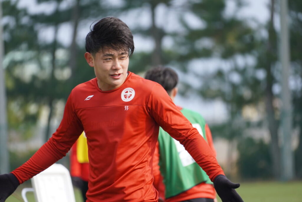 【《鹿児島ユナイテッドFC》新加入選手応援コラム Vol.3】「泥臭く、ひたむきに。」ー大卒ルーキー・シンデレラボーイ中山 桂吾の覚悟 : KAGOSHIMA SOCCER MAGAZINE“カゴサカ☆”