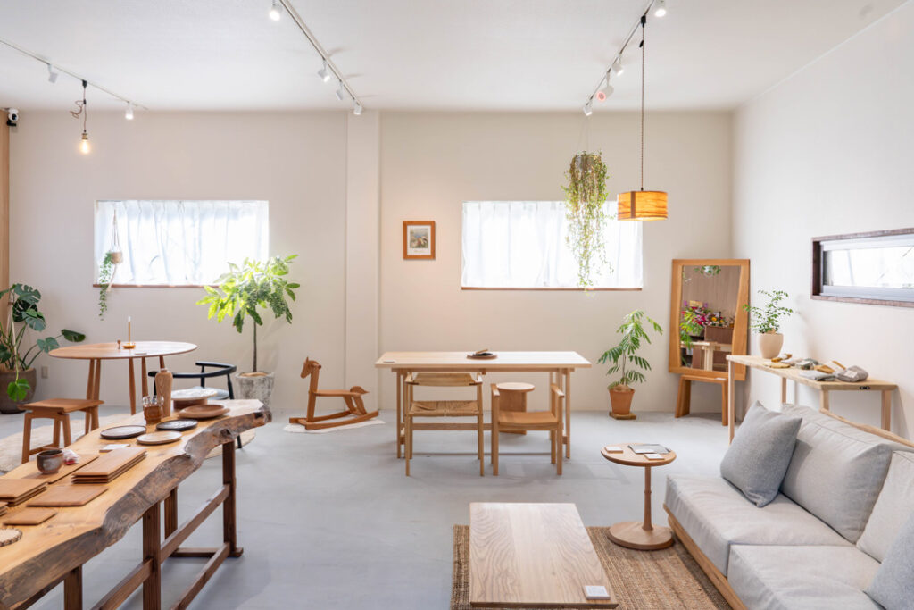 無垢家具とくらしもの「YOKIGI」の画像