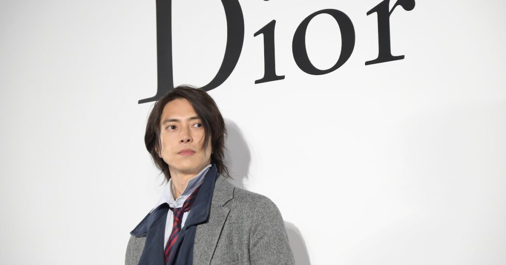 山下智久が「ディオール バンブー パビリオン」来訪、願うことは「みんながハッピーに」（イベントレポート） - 音楽ナタリー