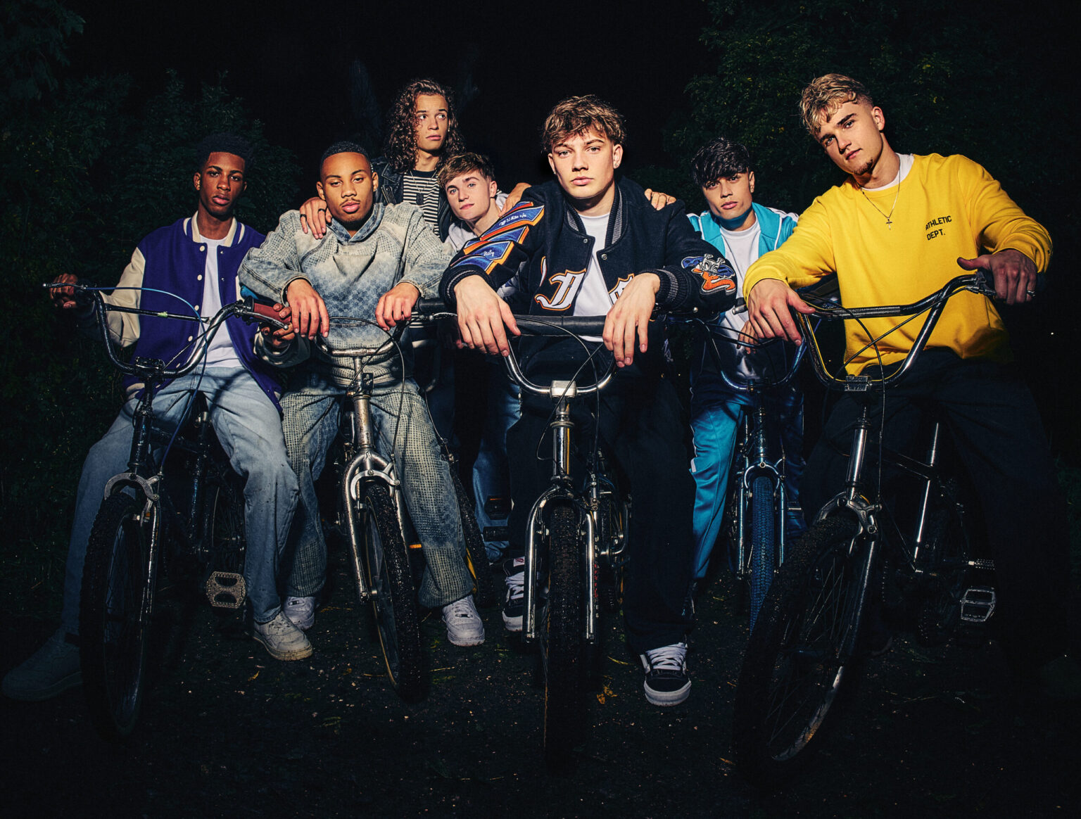 Netflix発 英国の新鋭ボーイズバンド December 10がデビューシングル「Run My Way」をリリース – Pointed