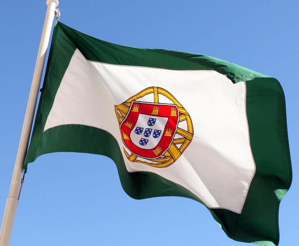 ソーシャル ネットワークやオンライン ゲームへのアクセスにデジタル モバイル キーの使用を義務付ける法案について、あなたの声を届けましょう