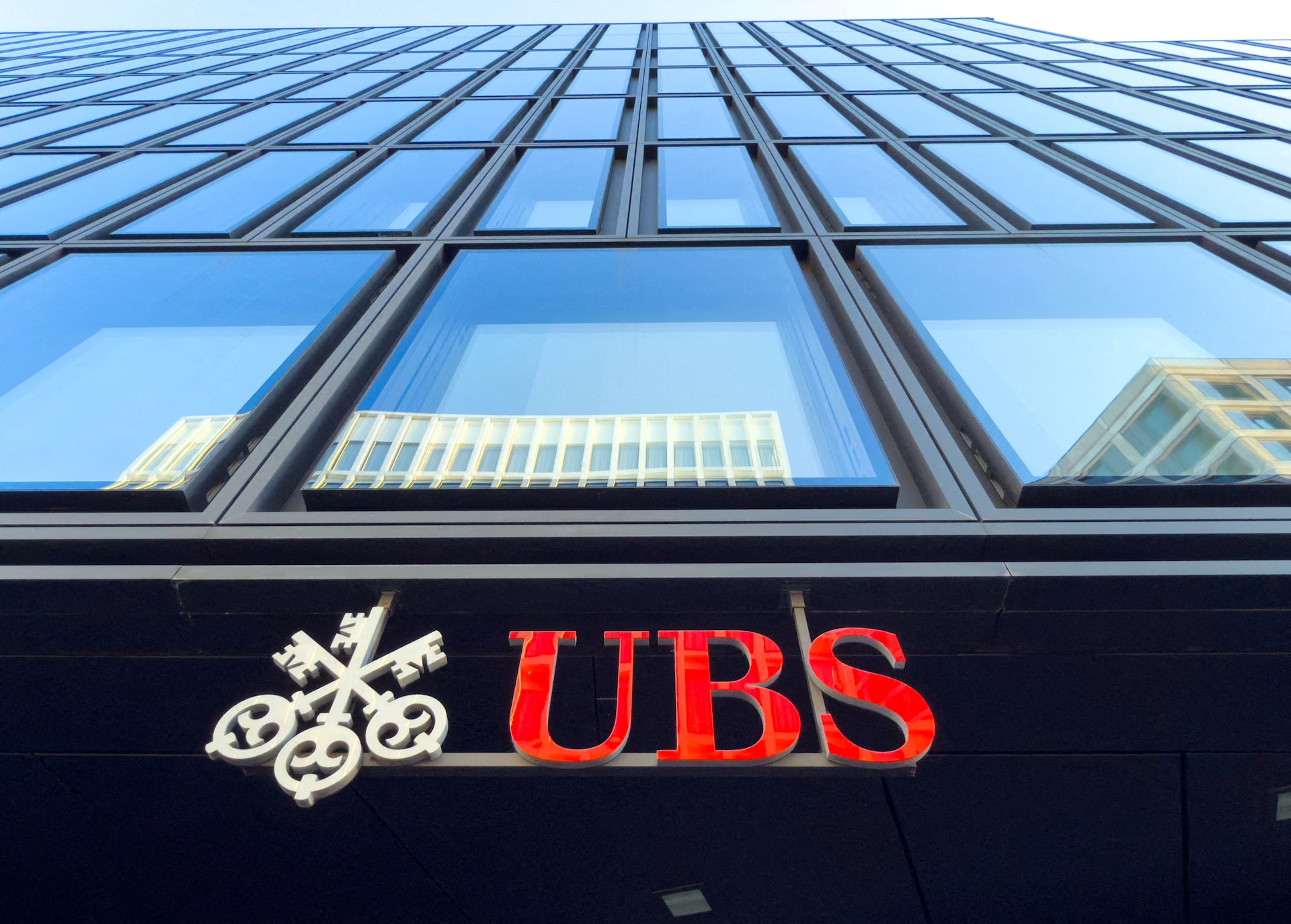 UBS、米国株の投資判断を「中立」に引き下げ 他地域の成長加速で