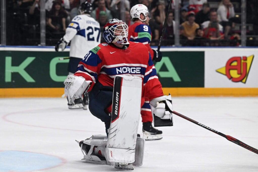 ノルウェーは冬季オリンピック大国です。なぜアイスホッケーがうまくならないのですか？