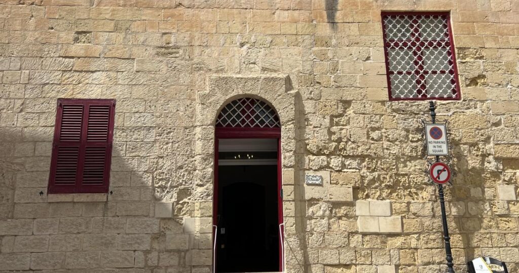 賃貸借問題で法王庁、イムディーナの聖ペテロ修道院を解散へ