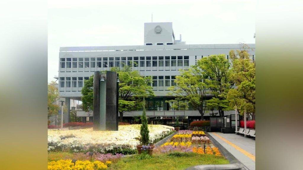 小学校の給食ピラフに錠剤混入、６年生２人が発見…既に食べ終わっていた学級もあり被害状況分からず 兵庫県芦屋市