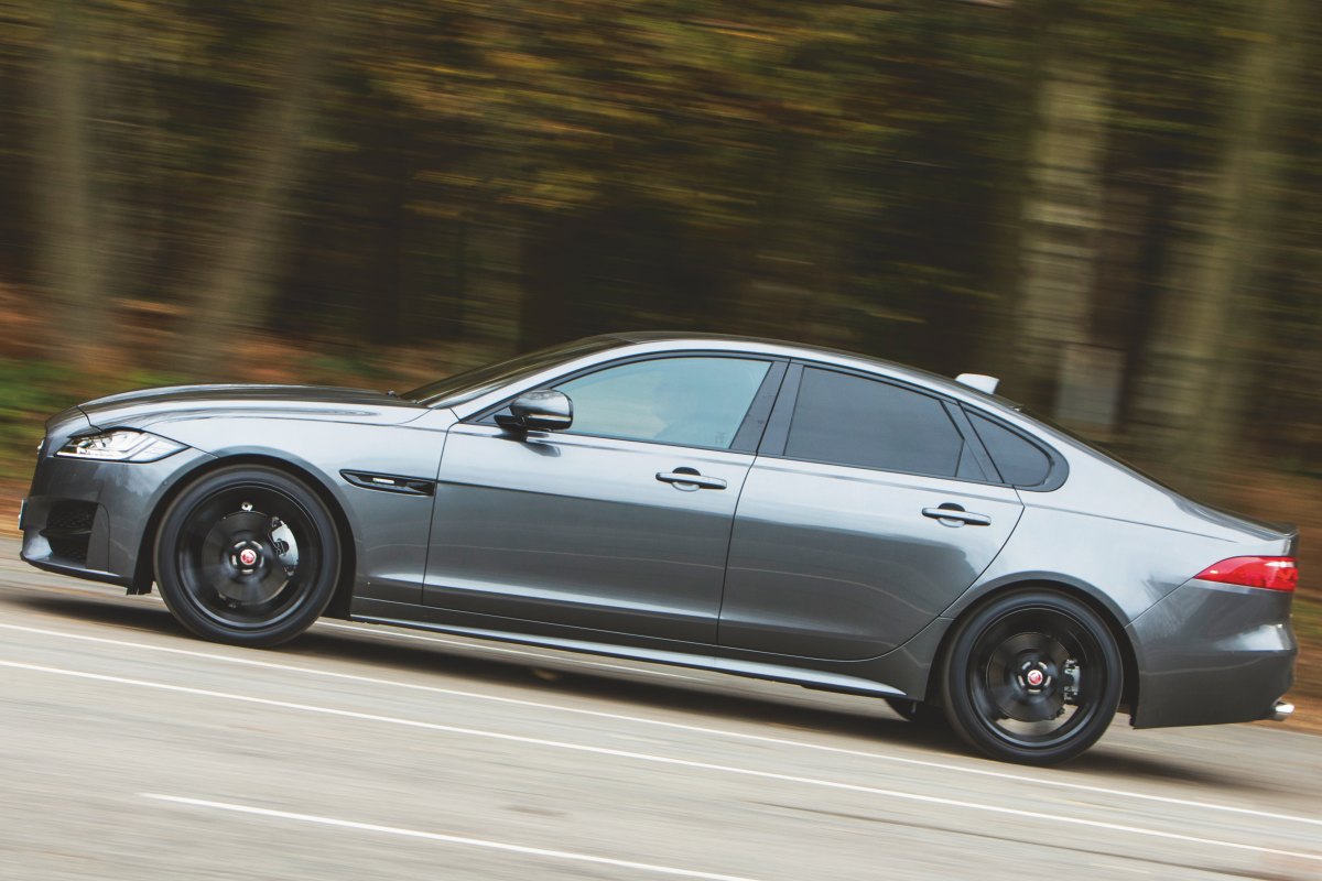 ジャガーXF（2代目／2015〜2024年／英国仕様）