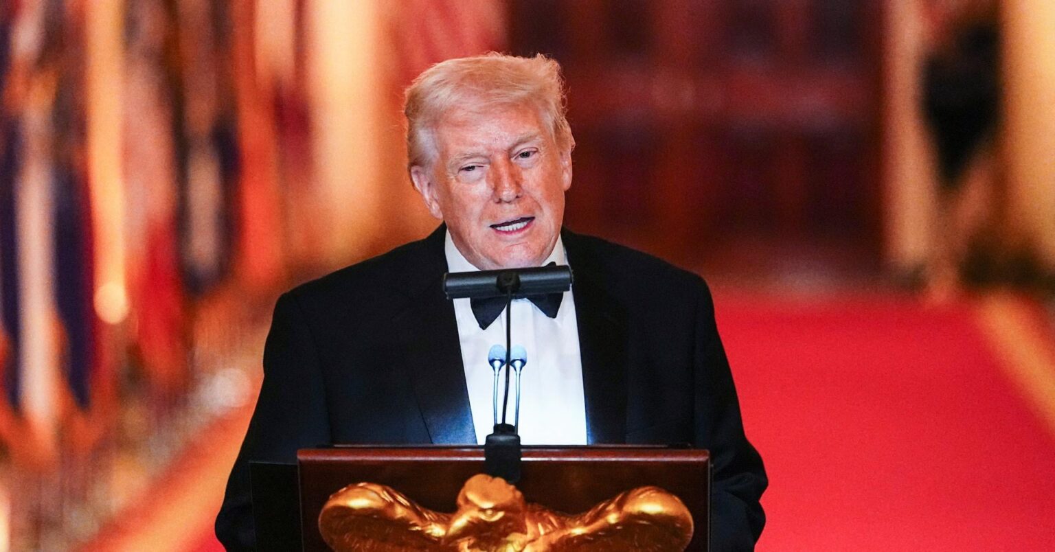 トランプ大統領、グリーンランドに病院船を送ると表明