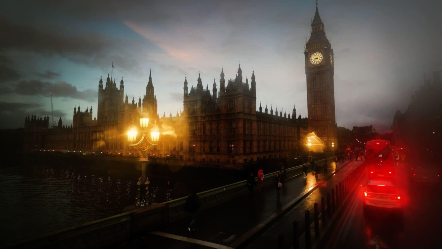 英国、外資系企業からの政党献金を禁止へ