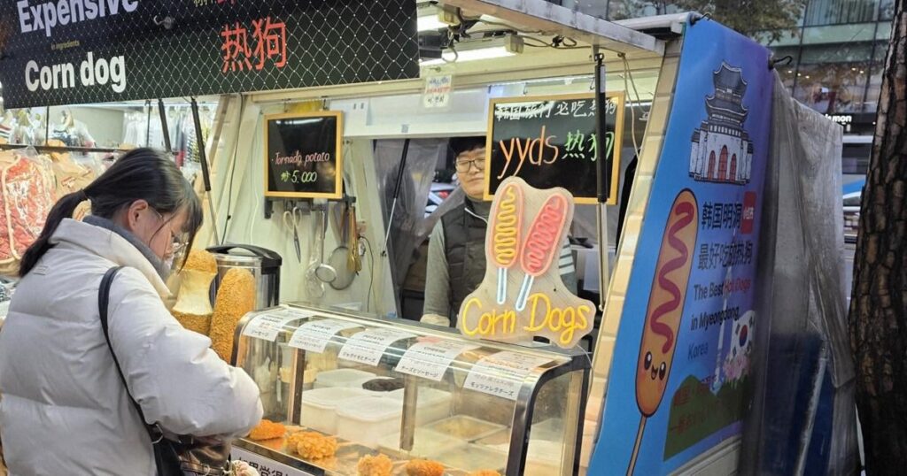 「日本の代わりに選ばれた」　春節で中国客が急増、囲い込み狙う韓国 | 毎日新聞