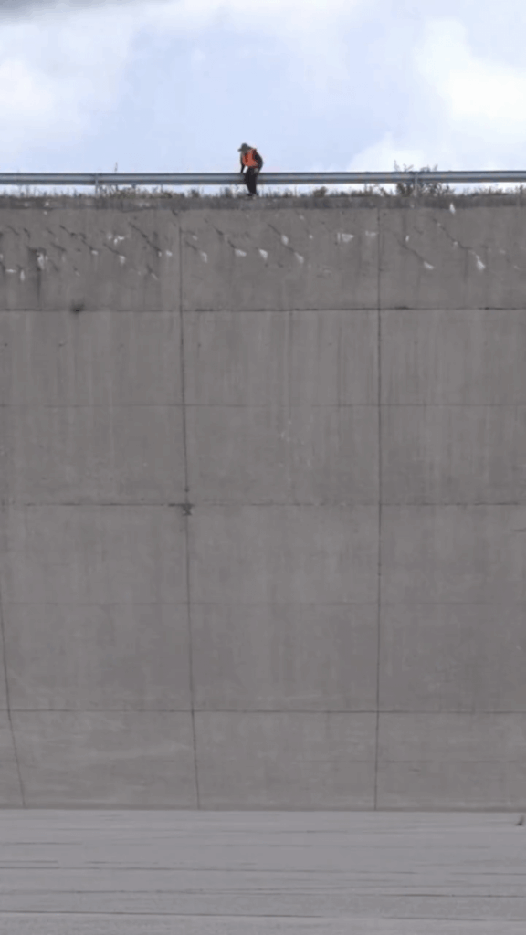 あのクソ野郎は実際にやったんだ