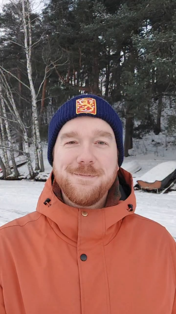 混合言語、明確なもの 🇫🇮、🇪🇪、および他の言語の関連言語