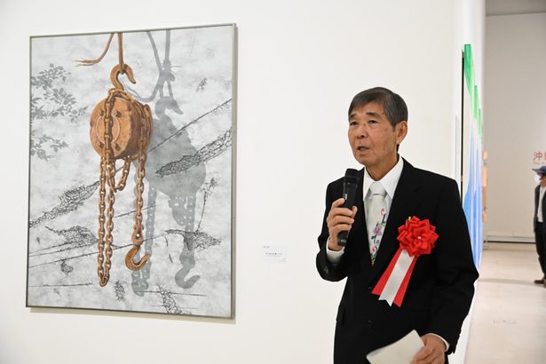 沖縄の「主体」問い続け　屋良朝彦さんコレクション展　９月まで県立博物館・美術館