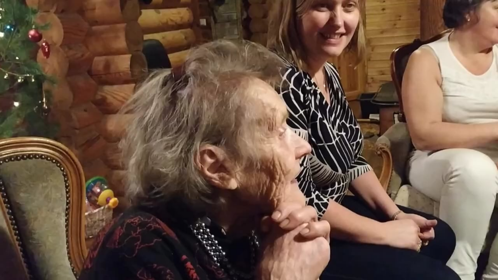 Vahi memme - Kihnu Virve もドイツ語で黄金のように歌いました。