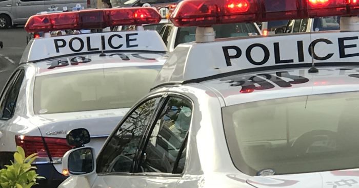 小学校へ侵入の疑い、米兵逮捕　児童に声掛け、接触か　沖縄