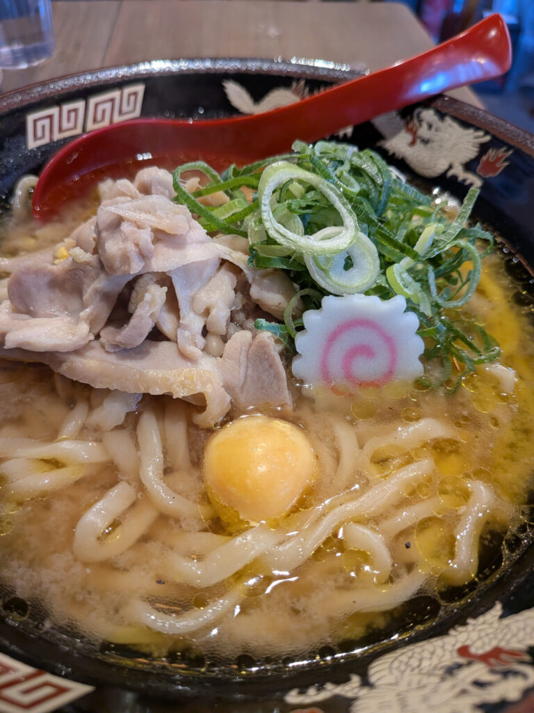 田端 ラーメンステーション  山形 金の鶏中華